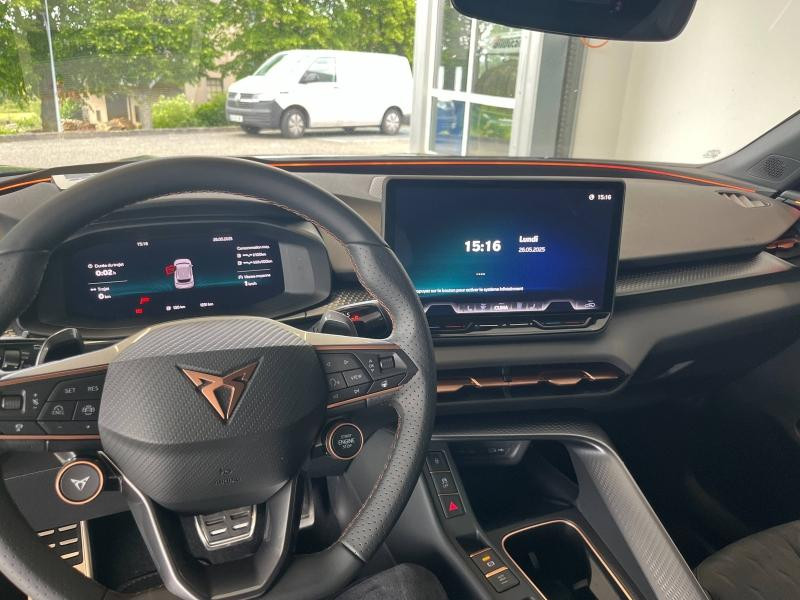 Occasion CUPRA Terramar 1.5 eHybrid 204 ch V DSG7/ ATTELAGE / PACK PERFORMANCE 2025 Gris Timanfaya métallisé 47989 € à Haguenau