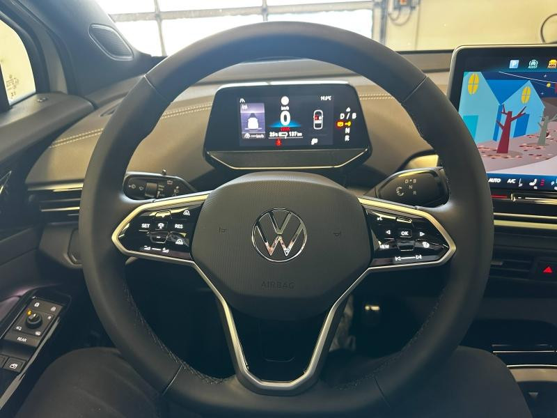 Occasion VOLKSWAGEN ID.4 286ch Pro 77 kWh Life Max 2025 Blanc Glacier Métallisée / Toit Noir 42989 € à Haguenau