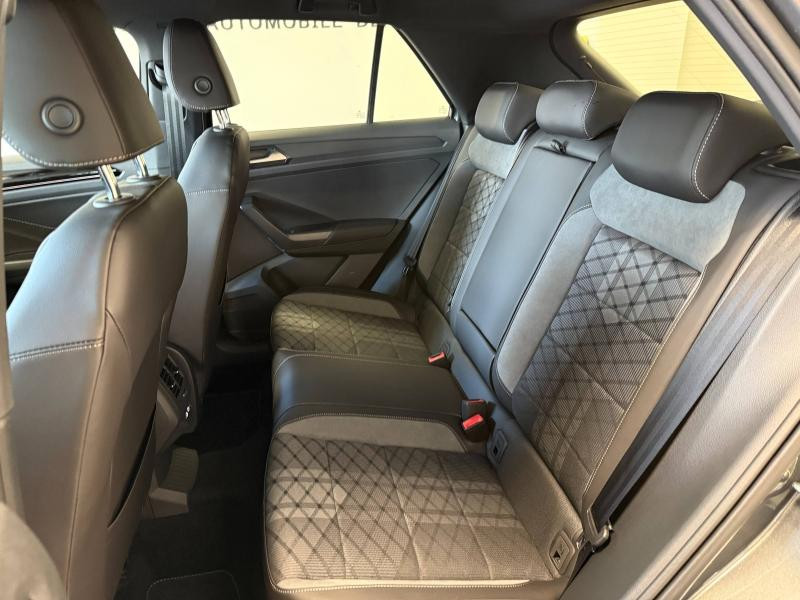 Used VOLKSWAGEN T-Roc 1.5 TSI Evo2 150ch R-Line Edition DSG7 2025 Gris Indium métallisée € 39990 in Haguenau