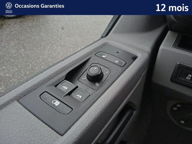 Occasion VOLKSWAGEN Transporter Fg 2.8T L1H1 2.0 TDI 198 Business Line 4Motion DSG7 / GPS / Feux LED / Aide au Stationne 2020 Bleu Starlight Métallisée 29989 € à Haguenau