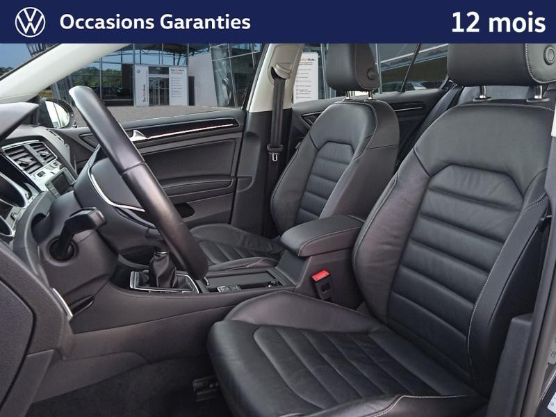 Occasion VOLKSWAGEN Golf 1.4 TSI 150 ch ACT BlueMotion Technology HIGHLINE 5p 2016 Noir Intense 12989 € à Haguenau