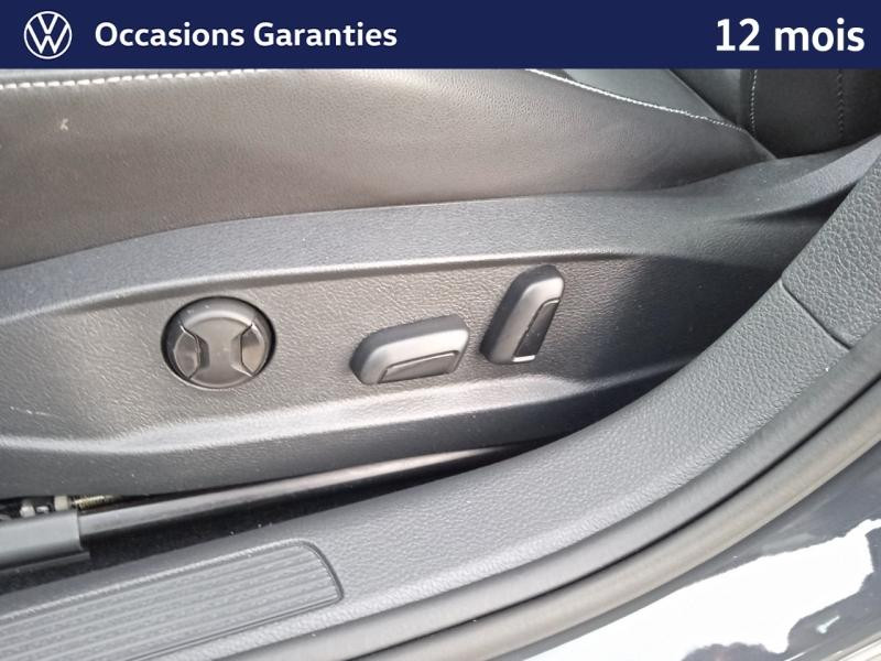 Occasion VOLKSWAGEN Golf 1.4 TSI 150 ch ACT BlueMotion Technology HIGHLINE 5p 2016 Noir Intense 12989 € à Haguenau