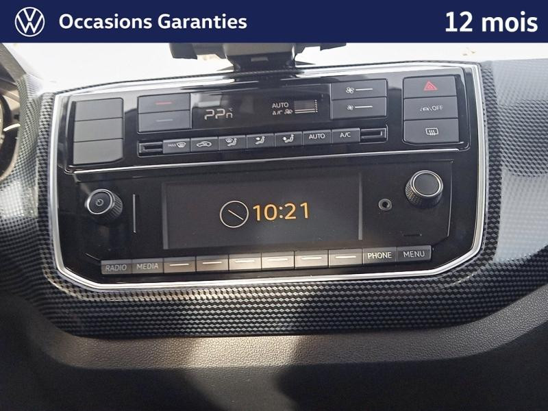 Occasion VOLKSWAGEN e-up! Electrique 83 ch / Clim Auto / Allumage Auto des Feux / Essuie Glace Auto / Régulateur 2021 blanc pur 11889 € à Haguenau