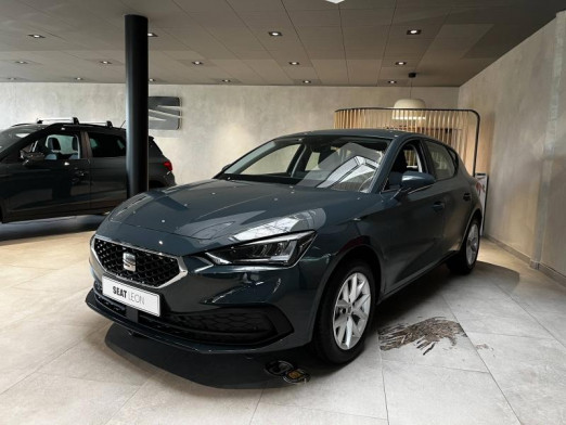 Used SEAT Leon 1.5 eTSI Hybrid 115 ch Business DSG7 2025 Bleu € 23,989 in Haguenau