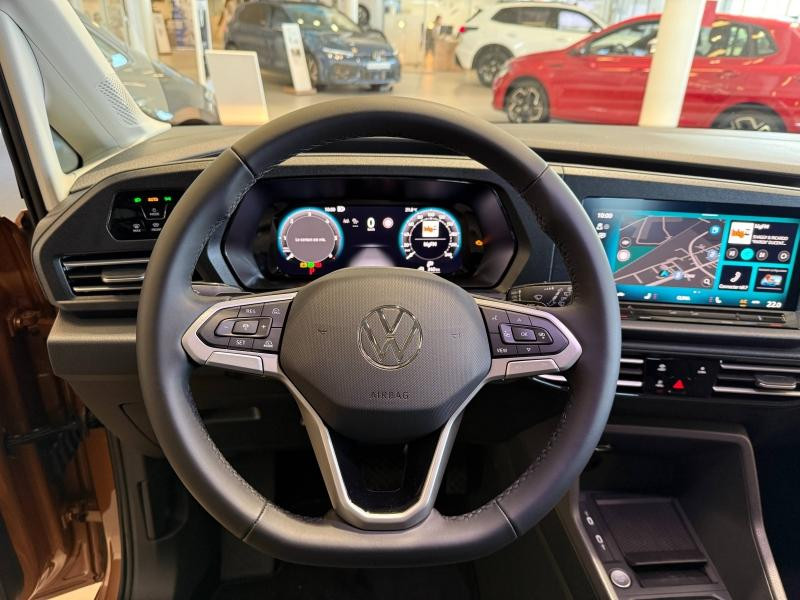 Occasion VOLKSWAGEN Caddy 2.0 TDI 122ch Life DSG7 2025 Copper Bronze métallisé 44989 € à Haguenau