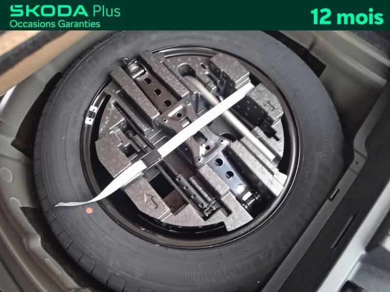 Used SKODA Kamiq 1.0 TSI 116 ch Sélection DSG7 / Caméra / App connect / Roue de secours / Palettes au volant 2025 Noir Magic nacré € 22989 in Haguenau