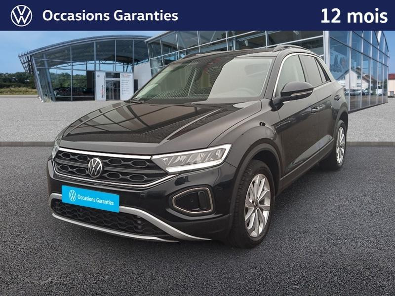 Used VOLKSWAGEN T-Roc 1.5 TSI Evo2 150 ch Life Plus DSG7 / APP CONNECT / CAMERA / KEYLESS 2025 Noir Intense nacrée € 29490 in Haguenau