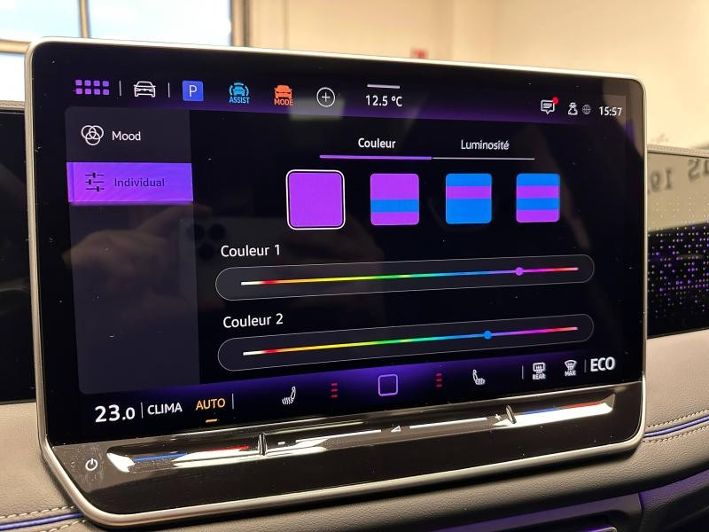 Occasion VOLKSWAGEN Tiguan 1.5 eHybrid 204ch R-Line Edition DSG6 2025 Vert Cipressino métallisée 56989 € à Haguenau