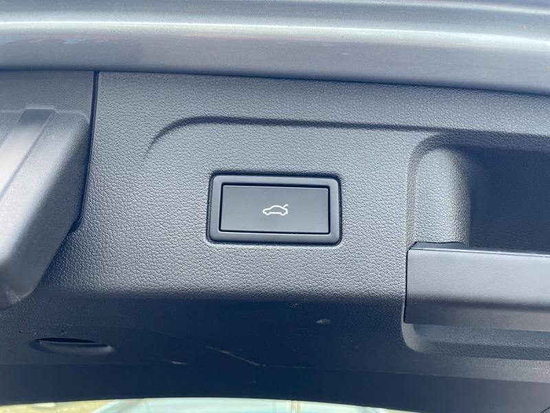 Occasion VOLKSWAGEN Touran 2.0 TDI 150ch VW Edition DSG7 7 places 2025 Argent Dolomite Métallisée 40989 € à Haguenau