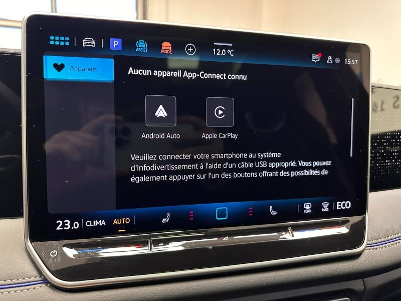 Occasion VOLKSWAGEN Tiguan 1.5 eHybrid 204ch R-Line Edition DSG6 2025 Vert Cipressino métallisée 56989 € à Haguenau