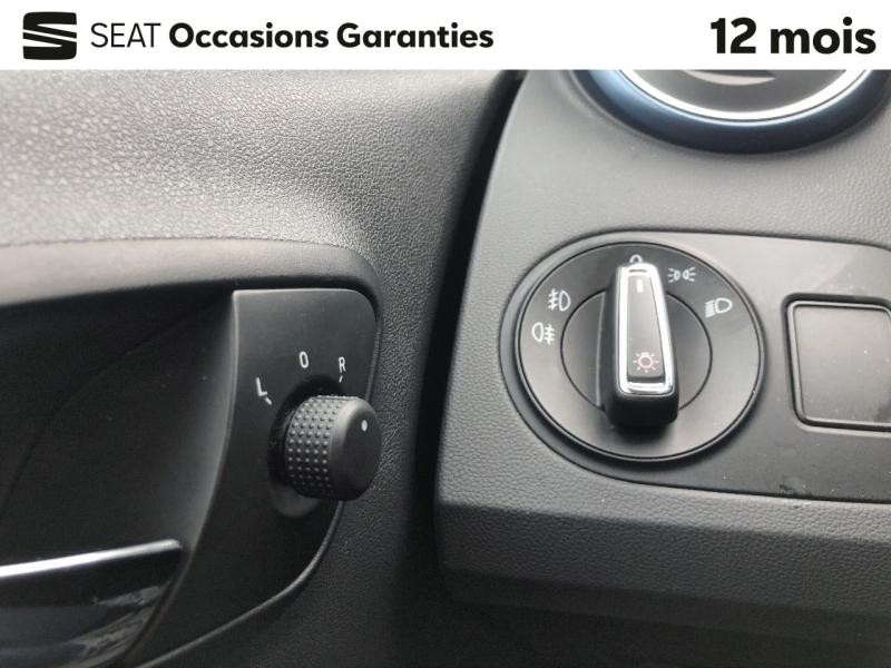 Occasion SEAT Ibiza 1.2 TSI 90 Connect / Full Link / Feux Bi-Xénon / Aide au Stationnement / Clim Auto 2015 Gris Pyrénéen 9889 € à Haguenau