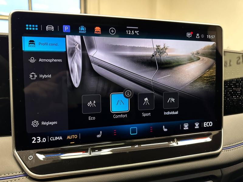 Occasion VOLKSWAGEN Tiguan 1.5 eHybrid 204ch R-Line Edition DSG6 2025 Vert Cipressino métallisée 56989 € à Haguenau