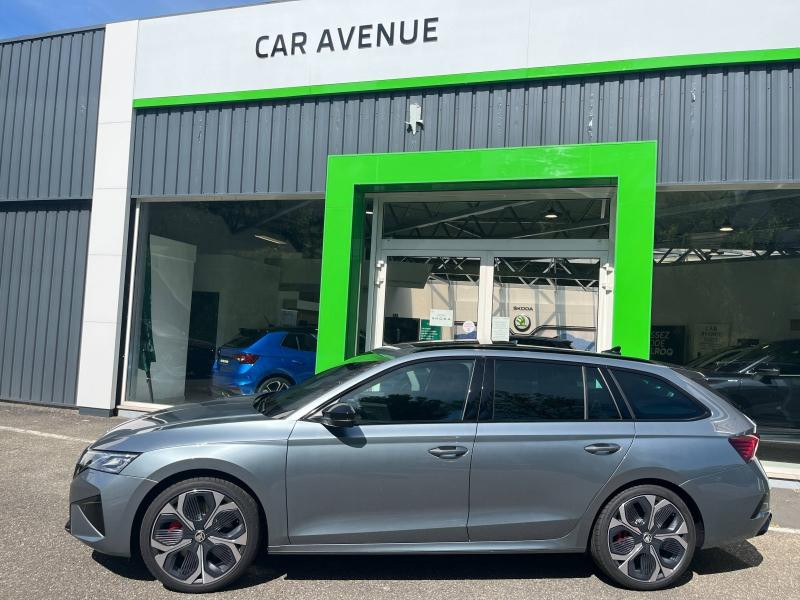 Occasion SKODA Octavia Combi 2.0 TSI ACT 265 ch RS DSG7 / MALUS INCLUS 2025 Gris Platine exclusive 48988 € à Haguenau