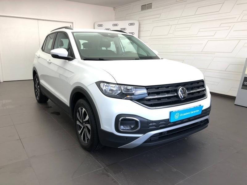 Used VOLKSWAGEN T-Cross 1.0 TSI 95 Active / Digital Cockpit Pro / APP Connect / Caméra / Keyless / Régulateur Adapta 2021 Blanc Pur € 17789 in Haguenau