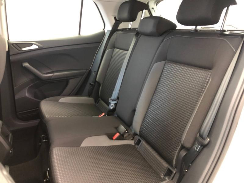 Used VOLKSWAGEN T-Cross 1.0 TSI 95 Active / Digital Cockpit Pro / APP Connect / Caméra / Keyless / Régulateur Adapta 2021 Blanc Pur € 17789 in Haguenau