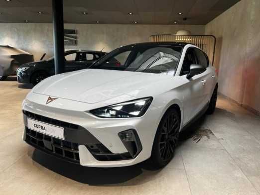 Occasion CUPRA Leon 1.5 eHybrid 204 ch V DSG6 2025 Blanc Nevada métallisé 36 989 € à Haguenau