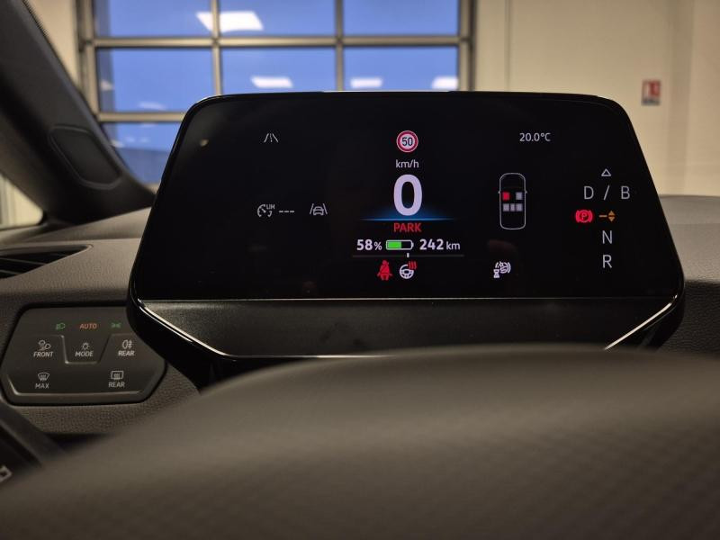 Used VOLKSWAGEN ID.3 204ch Pro 59 kWh Life Max 2025 Gris Lunaire/Toit/Hayon Noir € 33989 in Haguenau