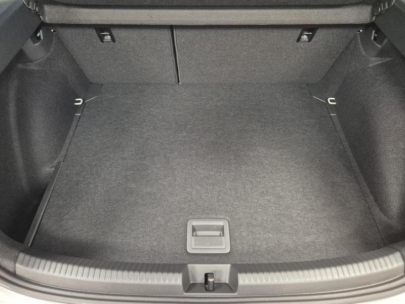 Used VOLKSWAGEN Taigo 1.5 TSI 150ch R-Line Edition DSG7 2025 Blanc Pur € 29989 in Haguenau