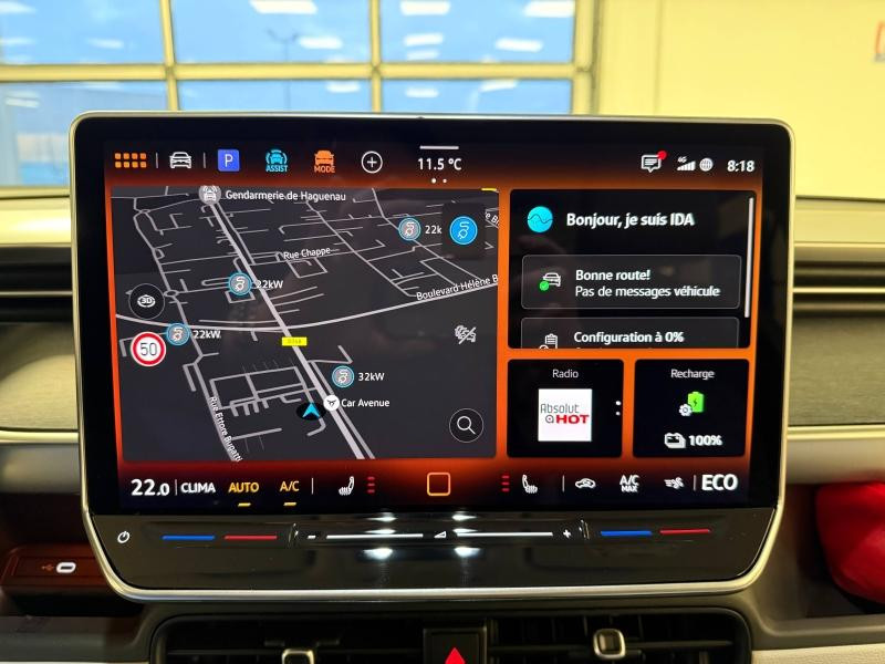 Used VOLKSWAGEN ID. Buzz 286ch Pro 7 places 86 kWh 2025 Blanc Candy / Jaune Lime € 49989 in Haguenau