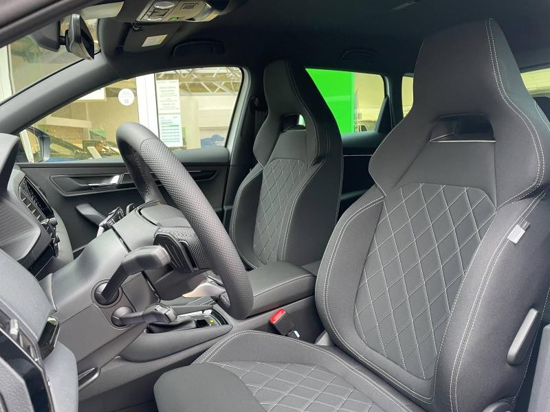 Used SKODA Karoq 1.5 TSI ACT 150ch Sportline DSG7 2025 Blanc Lune métallisée € 37489 in Haguenau