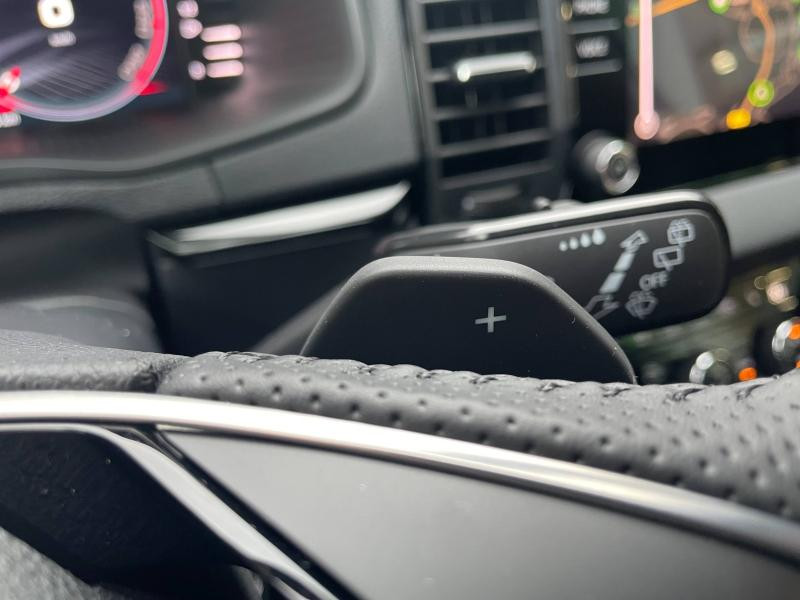 Used SKODA Karoq 1.5 TSI ACT 150ch Sportline DSG7 2025 Blanc Lune métallisée € 37489 in Haguenau