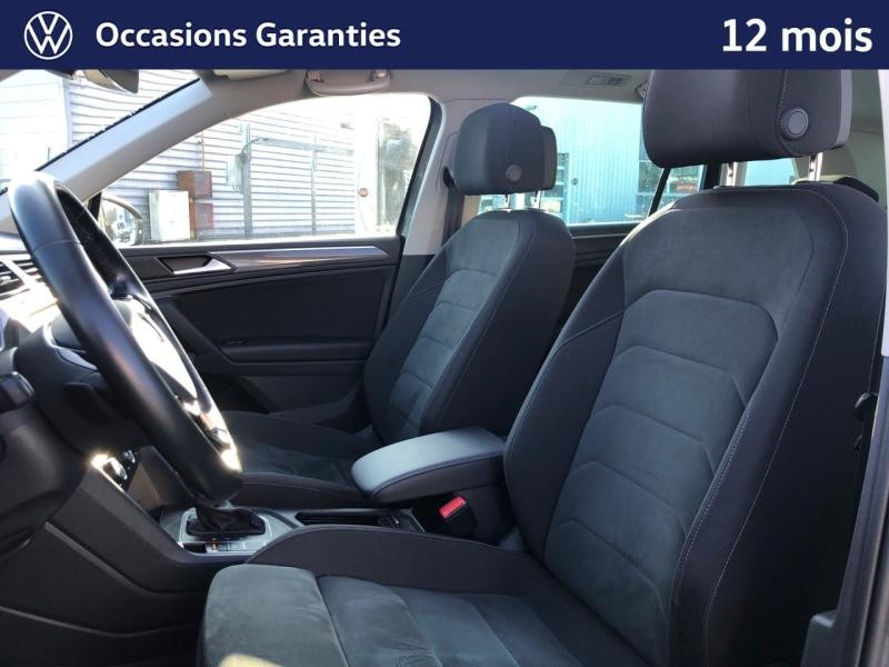 Used VOLKSWAGEN Tiguan 1.5 TSI EVO150 Carat DSG7 / APP Connect / GPS / Caméra / Keyless / Affichage Tête Haute 2019 Gris Indium € 25989 in Haguenau