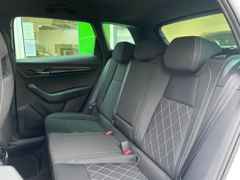 Used SKODA Karoq 1.5 TSI ACT 150ch Sportline DSG7 2025 Blanc Lune métallisée € 37489 in Haguenau