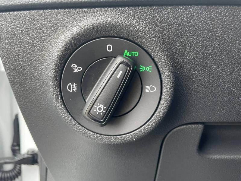 Used SKODA Karoq 1.5 TSI ACT 150ch Sportline DSG7 2025 Blanc Lune métallisée € 37489 in Haguenau