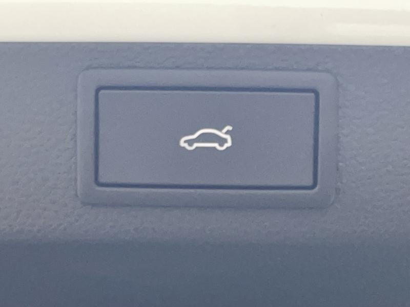 Used SKODA Karoq 1.5 TSI ACT 150ch Sportline DSG7 2025 Blanc Lune métallisée € 37489 in Haguenau