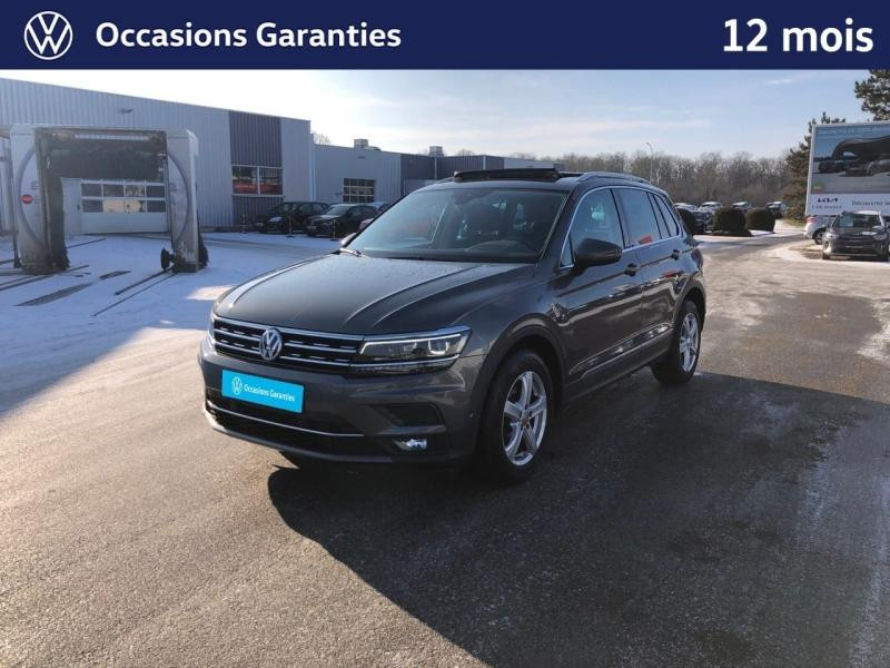 Used VOLKSWAGEN Tiguan 1.5 TSI EVO150 Carat DSG7 / APP Connect / GPS / Caméra / Keyless / Affichage Tête Haute 2019 Gris Indium € 25989 in Haguenau