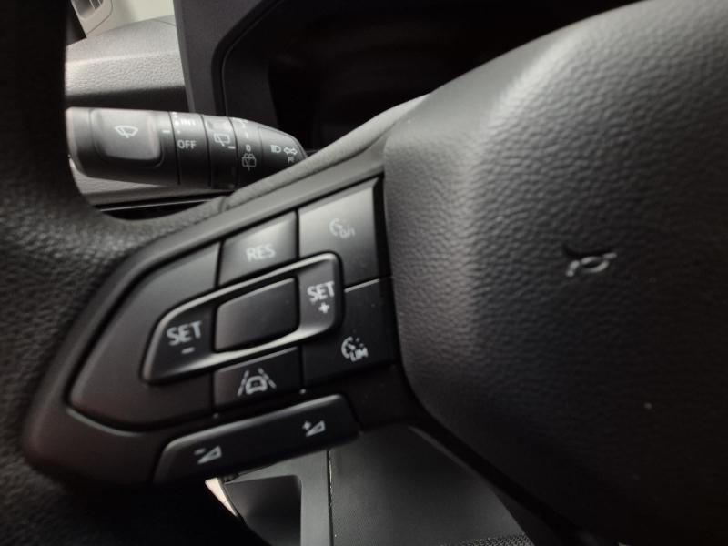 Used VOLKSWAGEN Transporter Fg Van L2 70 kWh 286ch 2025 Clear White € 47989 in Haguenau