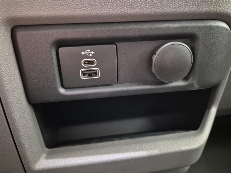 Used VOLKSWAGEN Transporter Fg Van L2 70 kWh 286ch 2025 Clear White € 47989 in Haguenau