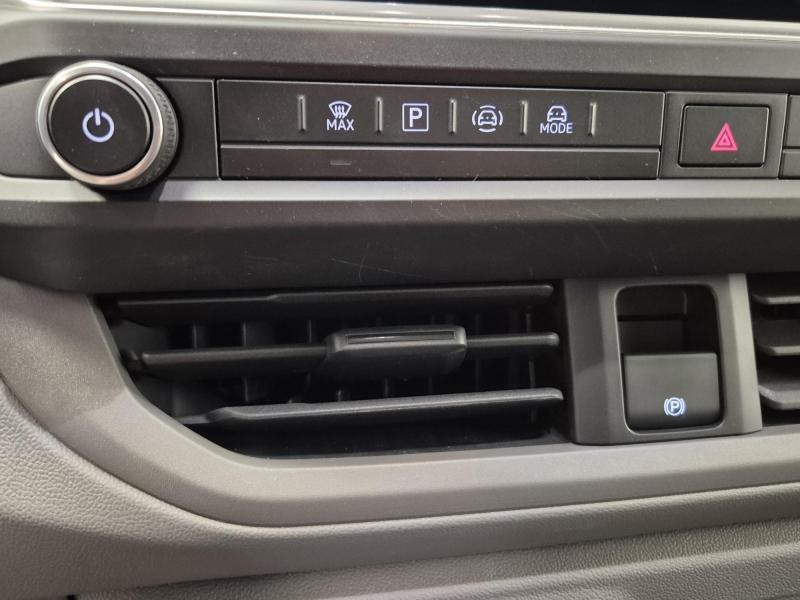 Used VOLKSWAGEN Transporter Fg Van L2 70 kWh 286ch 2025 Clear White € 47989 in Haguenau