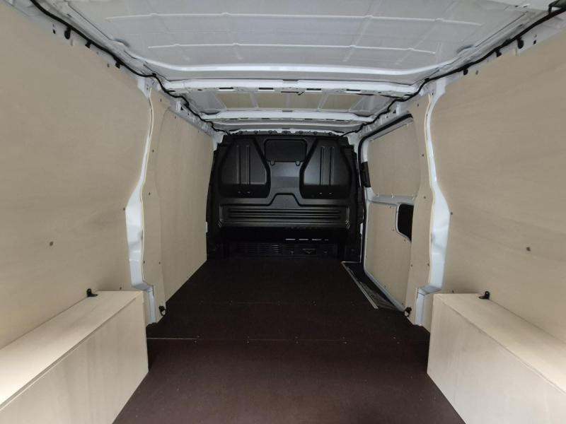 Used VOLKSWAGEN Transporter Fg Van L2 70 kWh 286ch 2025 Clear White € 47989 in Haguenau