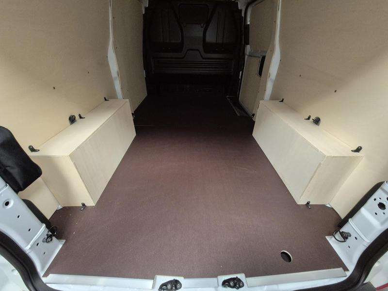 Used VOLKSWAGEN Transporter Fg Van L2 70 kWh 286ch 2025 Clear White € 47989 in Haguenau