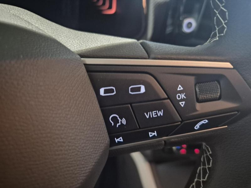 Used SEAT Arona 1.0 TSI 95ch Copa 2025 Gris Graphène Métal/Toit Noir Minuit € 20989 in Haguenau