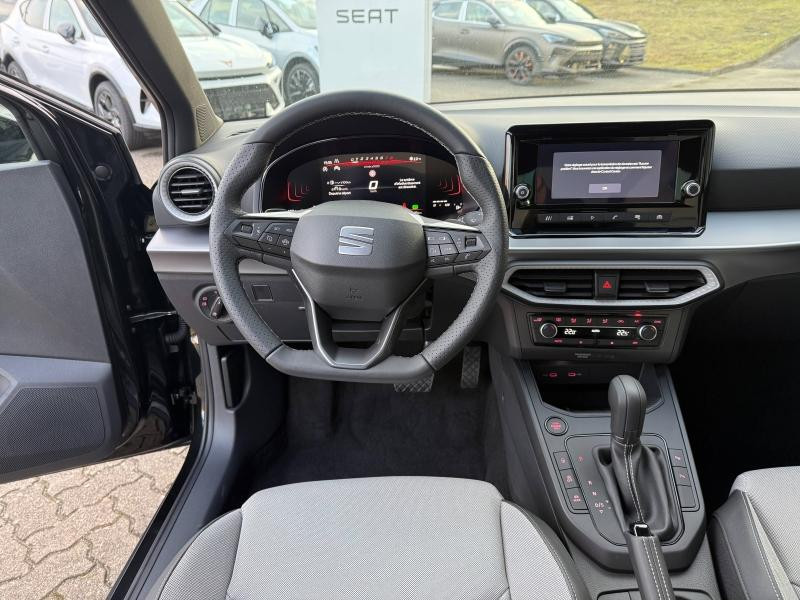 Occasion SEAT Arona 1.0 TSI 115ch FR DSG7 2025 Noir Minuit Métal 25989 € à Haguenau