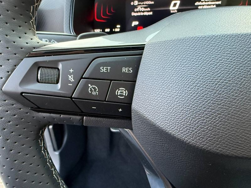 Occasion SEAT Arona 1.0 TSI 115ch FR DSG7 2025 Noir Minuit Métal 25989 € à Haguenau