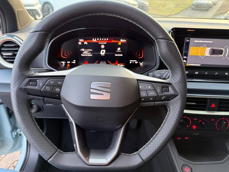 Used SEAT Arona 1.0 TSI 95 ch Copa 2025 Bleu Oniric/Toit Gris Manhattan € 21489 in Haguenau