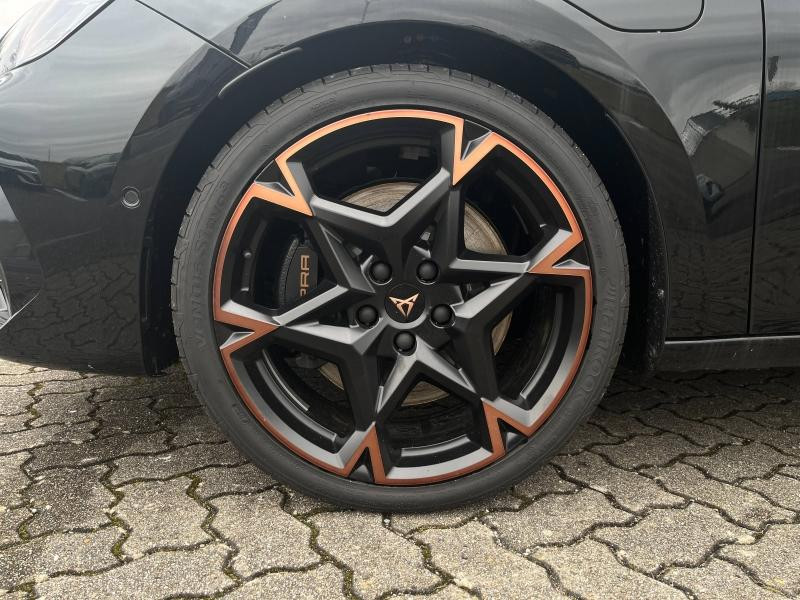 Used CUPRA Leon 1.5 eHybrid 272 ch VZ DSG6 2026 Noir Minuit métallisé € 45489 in Haguenau