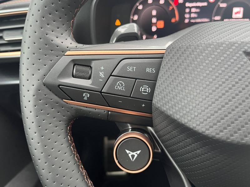 Used CUPRA Leon 1.5 eHybrid 272 ch VZ DSG6 2026 Noir Minuit métallisé € 45489 in Haguenau