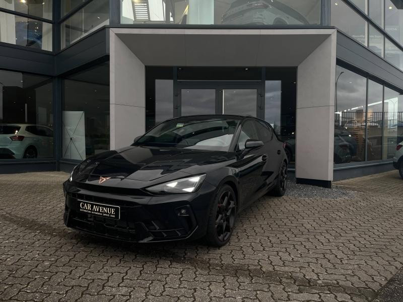 Used CUPRA Leon 1.5 eHybrid 272 ch VZ DSG6 2026 Noir Minuit métallisé € 45489 in Haguenau