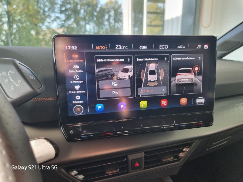 Used CUPRA Born 204ch L 58 kWh V / GPS / CAMERA / FULL LED / ACC / KEYLESS / TETE HAUTE / SIEGES CHAUFFANTS 2023 Bleu Aurore métallisé € 33989 in Haguenau