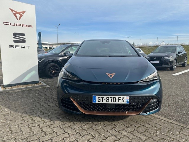Used CUPRA Born 204ch L 58 kWh V / GPS / CAMERA / FULL LED / ACC / KEYLESS / TETE HAUTE / SIEGES CHAUFFANTS 2023 Bleu Aurore métallisé € 33989 in Haguenau