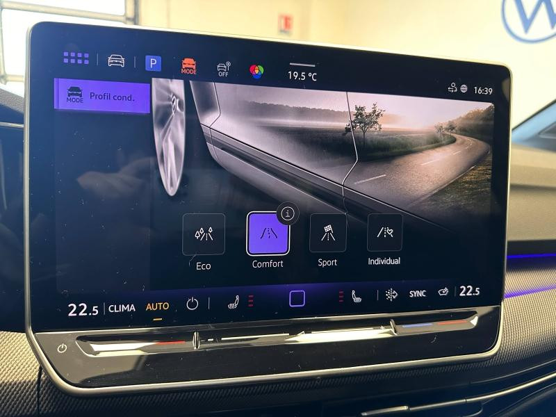 Used VOLKSWAGEN Golf 1.5 eTSI EVO2 116ch R-Line Edition DSG7 2025 Blanc Pur € 32989 in Haguenau