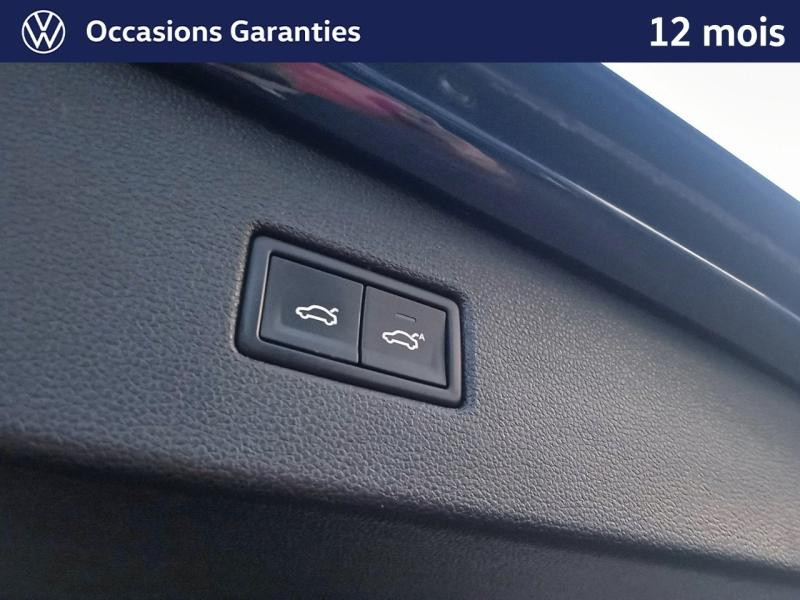 Used VOLKSWAGEN Tiguan 2.0 TDI 150 ch Carat Exclusive DSG7 / KEYLESS / APP CONNECT / SIEGES CUIRS ET CHAUFFANTS A ME 2018 Bleu Atlantique € 24889 in Haguenau