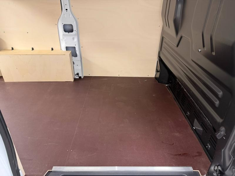 Occasion VOLKSWAGEN Transporter Fg Van L1 2.0 TDI 170ch Business 4Motion BVA8 2025 Clear White 44489 € à Haguenau