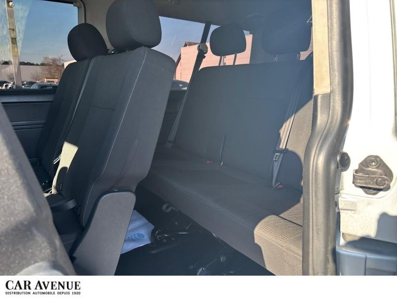 Used VOLKSWAGEN Caravelle 2.0 TDI 150ch BlueMotion Technology Confortline DSG7 Long 2017 Reflet d'Argent métallisé € 23989 in Haguenau