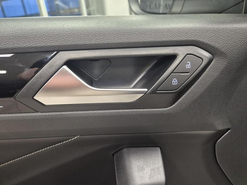 Occasion VOLKSWAGEN T-Roc Cabriolet 1.5 TSI Evo2 150ch R-Line DSG7 2026 Gris Ivoire métallisée, capote noire 44989 € à Haguenau