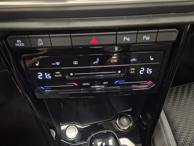 Occasion VOLKSWAGEN T-Roc Cabriolet 1.5 TSI Evo2 150ch R-Line DSG7 2026 Gris Ivoire métallisée, capote noire 44989 € à Haguenau